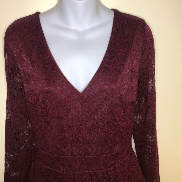 Le Chateau Burgundy Lace Dress - Picture 2 of 8